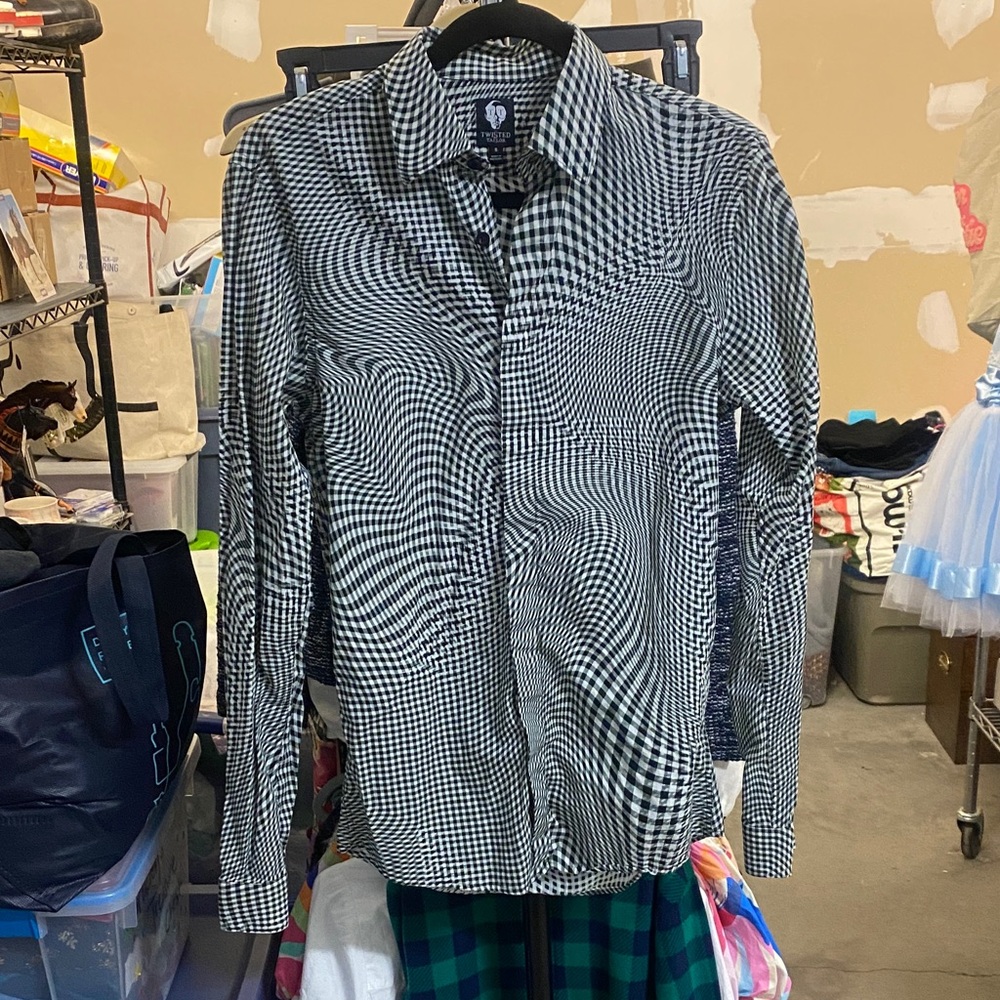 Twisted Tailor Shirt